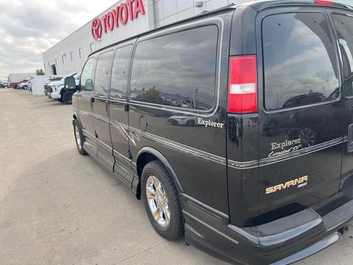 2003 GMC Savana 1500 Base