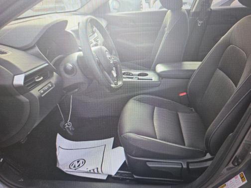 2024 Nissan Altima S FWD