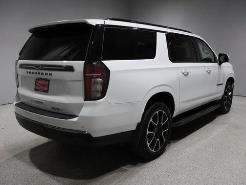 2022 Chevrolet Suburban RST