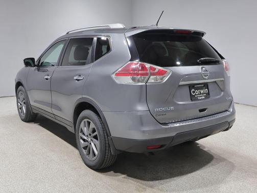 Gun Metallic 2016 Nissan Rogue SL