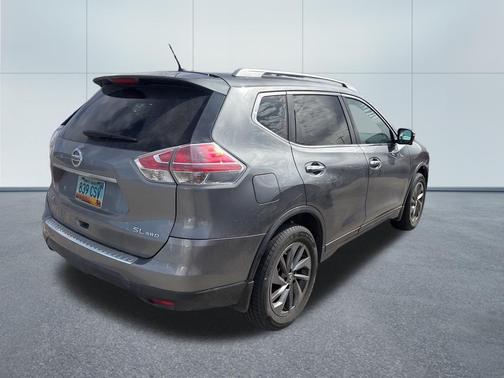 Gun Metallic 2016 Nissan Rogue SL