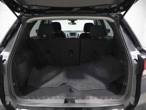 Mosaic Black Metallic 2024 Chevrolet Equinox LS