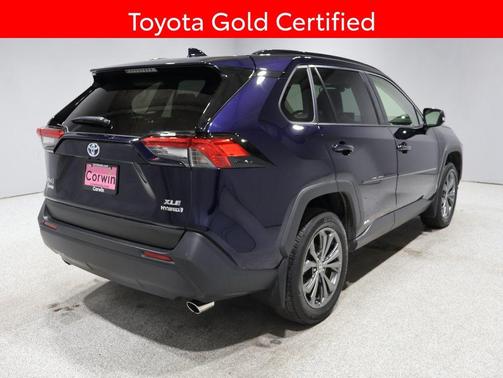 2022 Toyota RAV4 Hybrid XLE Premium