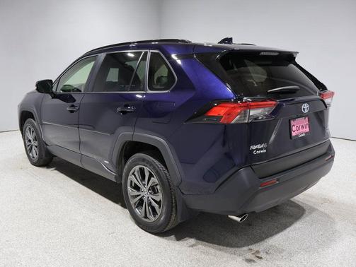 2022 Toyota RAV4 Hybrid XLE Premium
