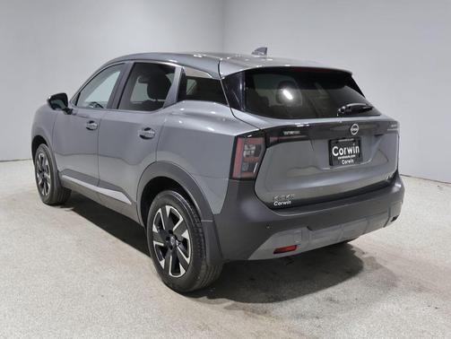 Gun Metallic 2025 Nissan Kicks SV
