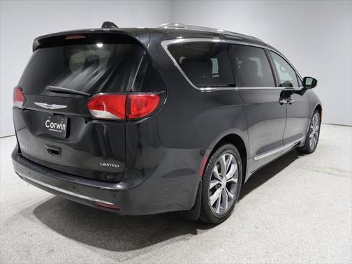 2020 Chrysler Pacifica Limited