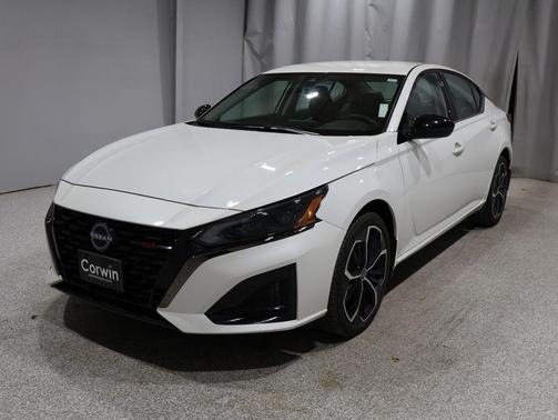 2024 Nissan Altima SR Intelligent AWD