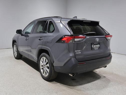 Magnetic Gray Metallic 2021 Toyota RAV4 XLE Premium