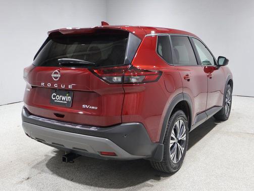 2022 Nissan Rogue SV