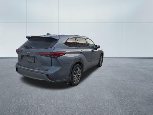 2020 Toyota Highlander Platinum