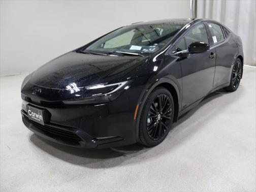 2025 Toyota Prius L
