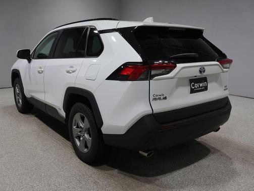 Ice Cap 2023 Toyota RAV4 Hybrid XLE