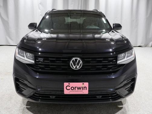 2023 Volkswagen Atlas Cross Sport 3.6L V6 SEL R-Line