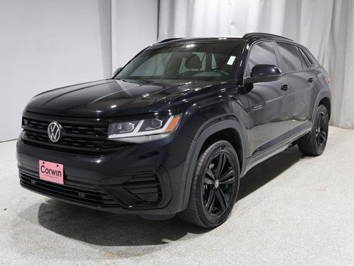 2023 Volkswagen Atlas Cross Sport 3.6L V6 SEL R-Line