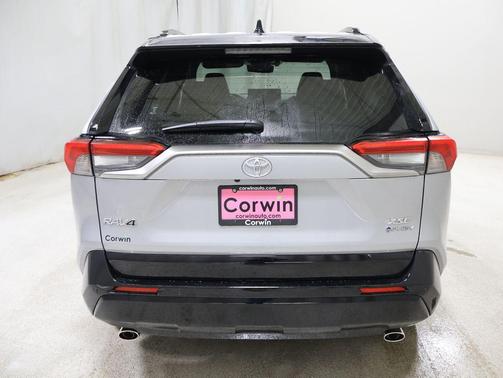 2025 Toyota RAV4 Hybrid SE