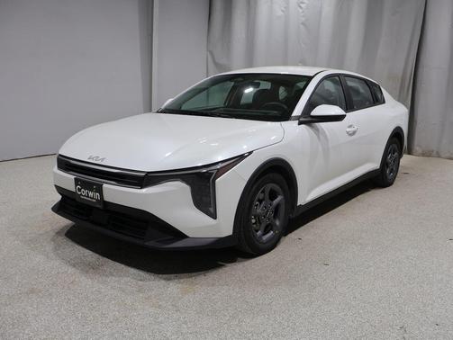 Snow White Pearl 2025 Kia K4 LXS