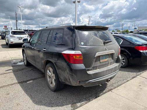 Black 2010 Toyota Highlander Limited