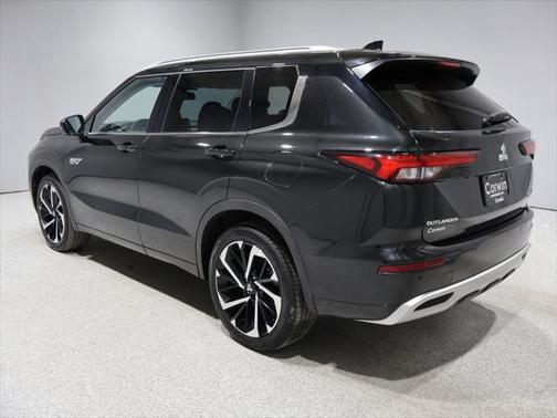 2023 Mitsubishi Outlander PHEV SEL