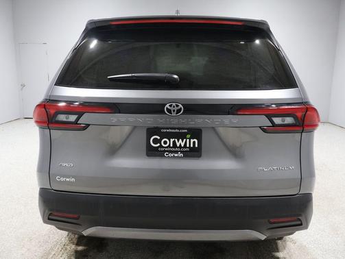 2026 Toyota Grand Highlander Platinum