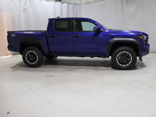 2025 Toyota Tacoma Hybrid 