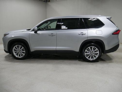 Celestial Silver Metallic 2024 Toyota Grand Highlander Platinum