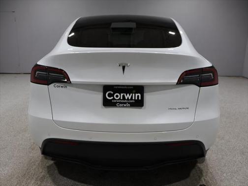 2022 Tesla Model Y Long Range Dual Motor All-Wheel Drive