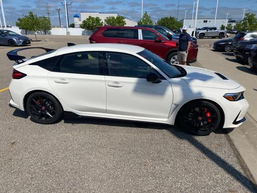 2025 Honda Civic Type R Base