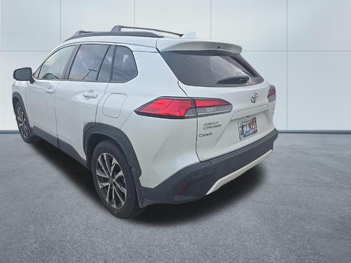 2024 Toyota Corolla Cross XLE