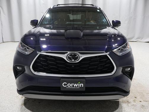 2025 Toyota Highlander Platinum