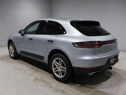 2019 Porsche Macan Base