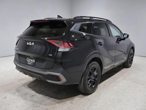 Ebony Black 2023 Kia Sportage S