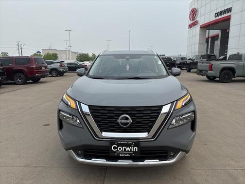 2022 Nissan Rogue Platinum