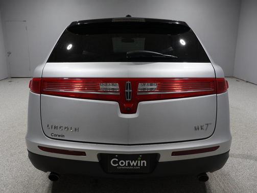 2019 Lincoln MKT Standard