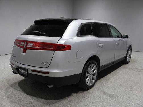 2019 Lincoln MKT Standard