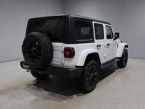 Bright White Clearcoat 2022 Jeep Wrangler Unlimited 4xe Sahara