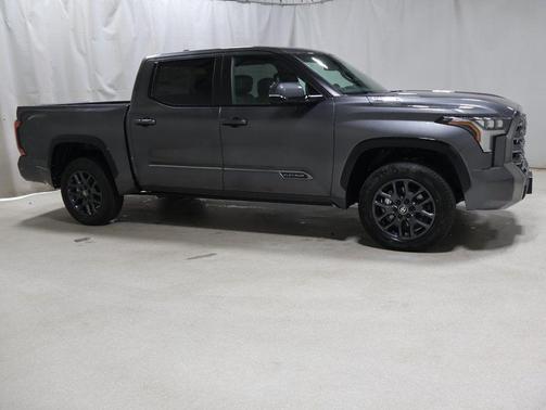 2026 Toyota Tundra Hybrid Platinum