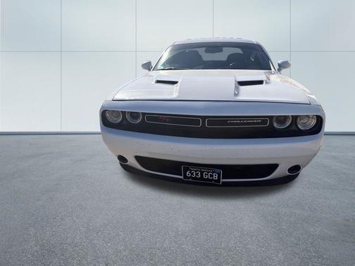 White Knuckle Clearcoat 2017 Dodge Challenger R/T