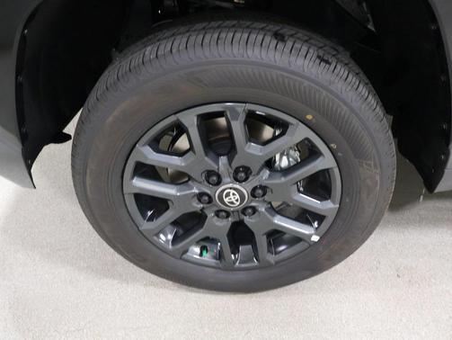 2026 Toyota Tundra Hybrid Platinum