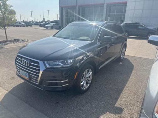 2017 Audi Q7 3.0T Premium