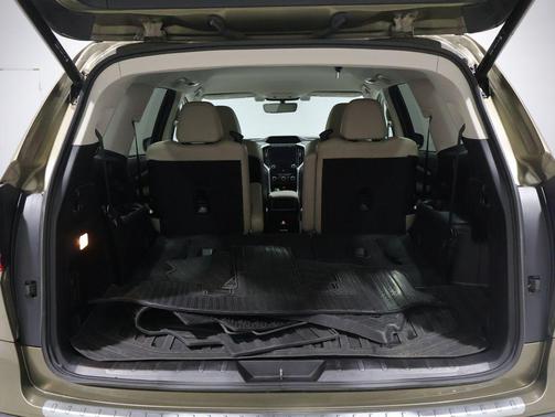 Autumn Green Metallic 2022 Subaru Ascent Limited 7-Passenger