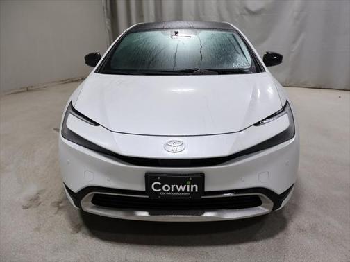 2025 Toyota Prius L