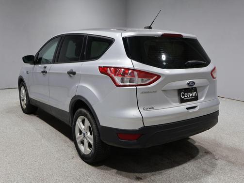 2016 Ford Escape S