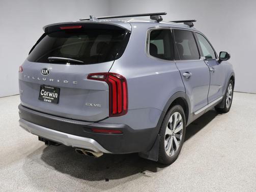 Everlasting Silver 2021 Kia Telluride EX