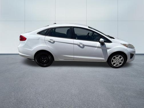 Oxford White 2012 Ford Fiesta S