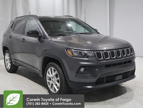 2024 Jeep Compass Latitude Lux