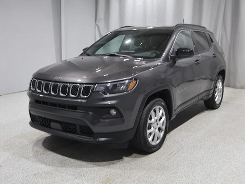 2024 Jeep Compass Latitude Lux
