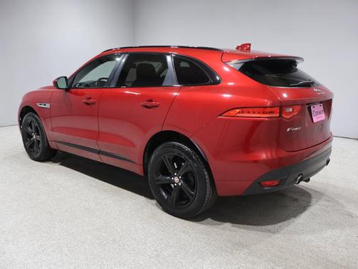 Odyssey Red Metallic 2017 Jaguar F-PACE 35t R-Sport