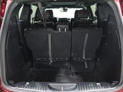 Velvet Red Pearlcoat 2023 Chrysler Pacifica Touring L