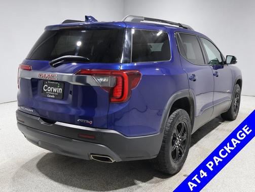 2023 GMC Acadia AWD AT4