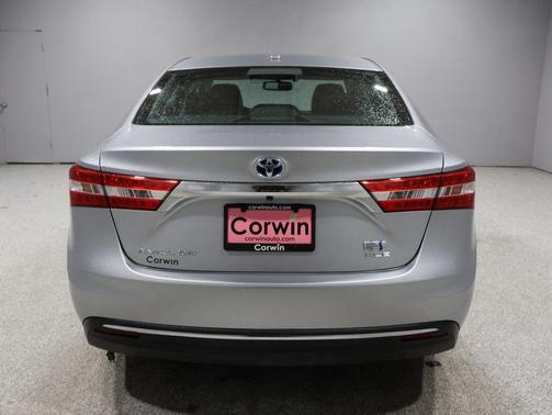 2015 Toyota Avalon Hybrid XLE Touring